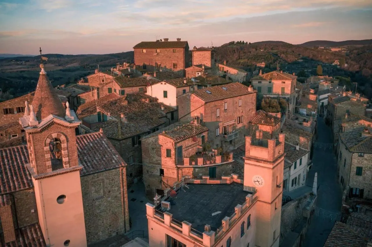 Il Casone Apartment Montisi